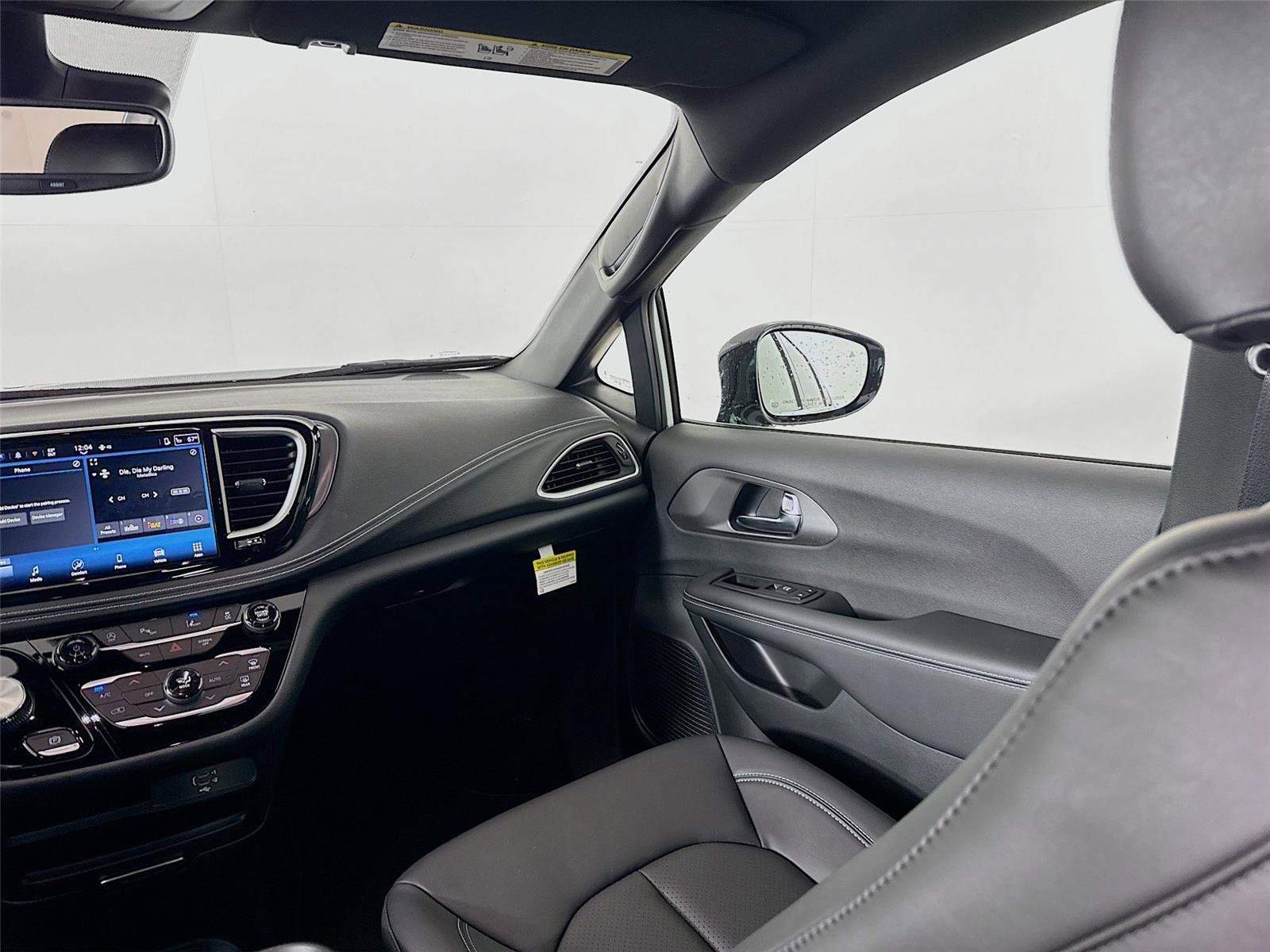 New 2026 Chrysler Pacifica Select image 25