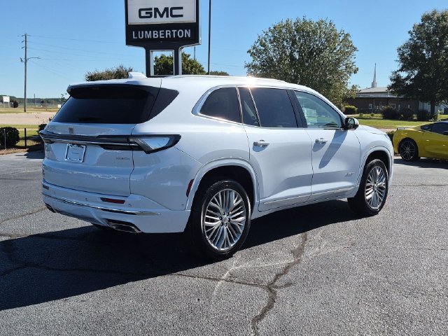 New 2027 Buick Enclave Avenir w/ LPO, Floor Liner Package FWD image 3