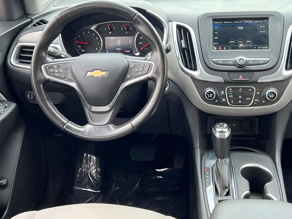 Used 2019 Chevrolet Equinox LT w/ Driver Convenience Package FWD image 9