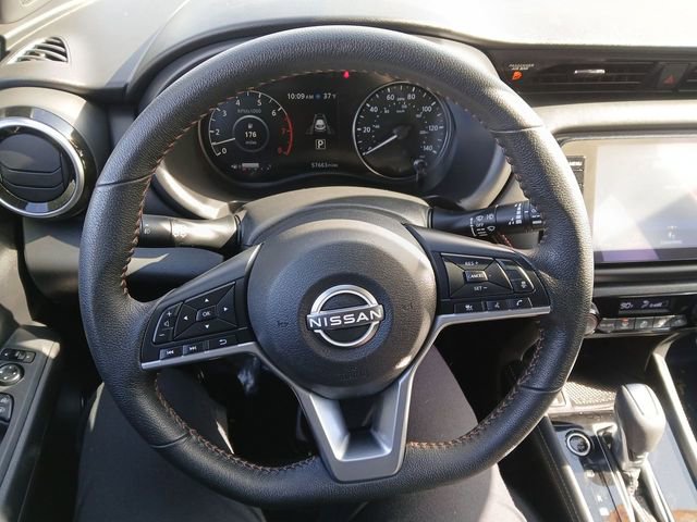 Used 2023 Nissan Kicks SR image 14