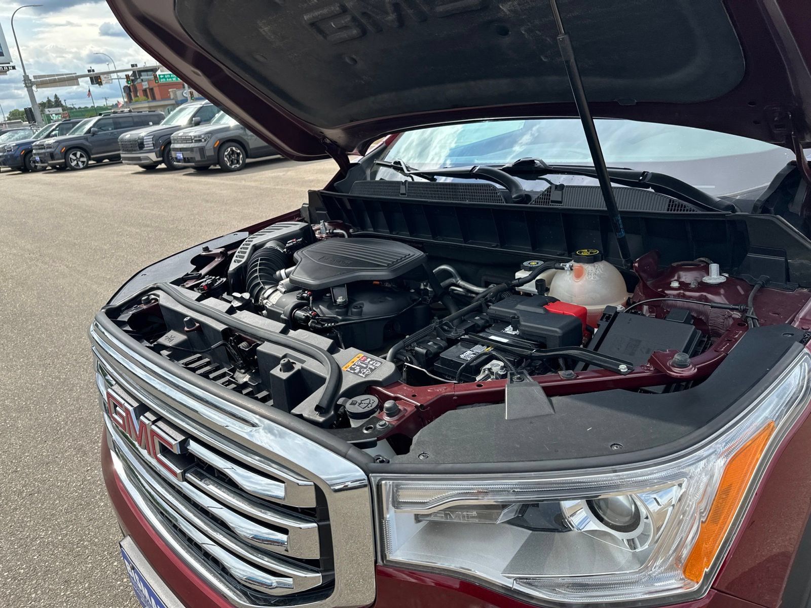 Used 2018 GMC Acadia SLT AWD/4WD image 48
