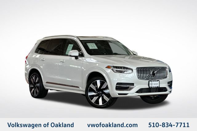 Used 2024 Volvo XC90 T8 Plus w/ Protection Package Premier image 1