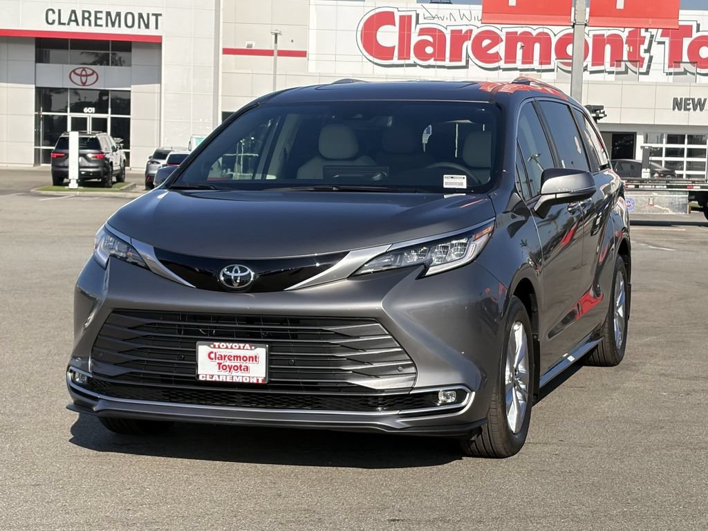 Certified 2026 Toyota Sienna Limited FWD image 50