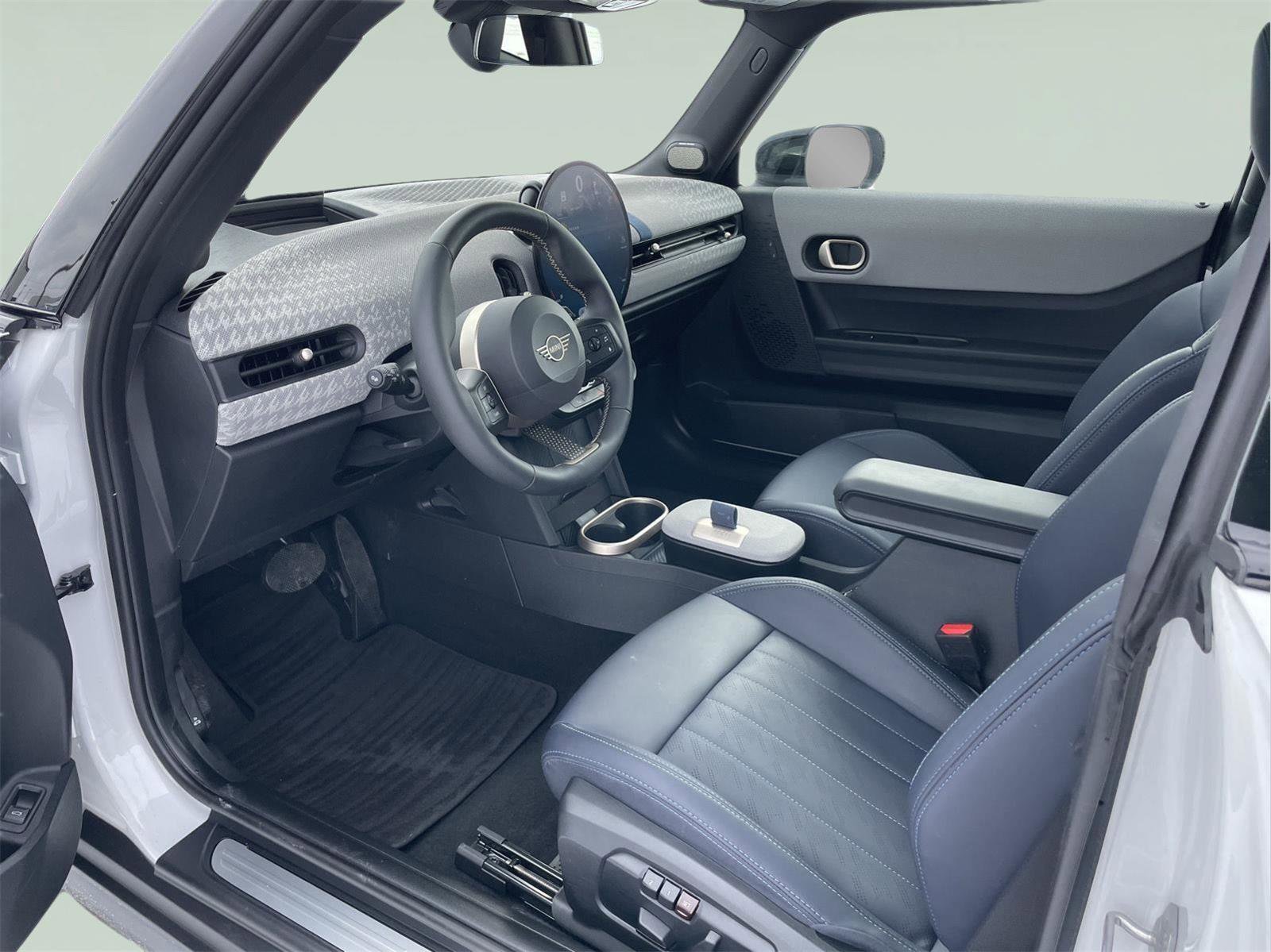 Used 2025 MINI Cooper S image 13