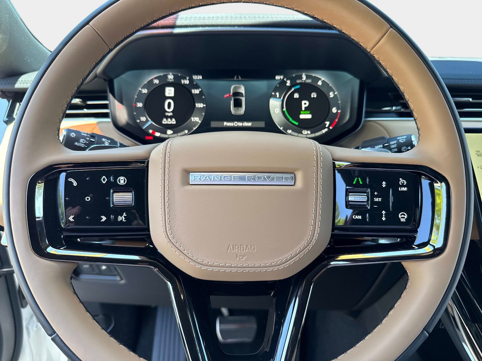 New 2026 Land Rover Range Rover Sport Dynamic SE AWD/4WD image 32