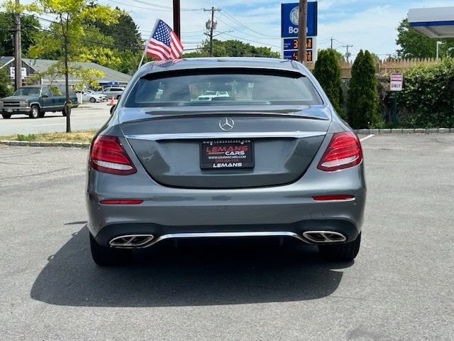 Used 2019 Mercedes-Benz E 300 4MATIC image 6