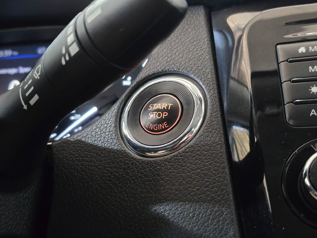 Used 2019 Nissan Rogue SL AWD/4WD image 18