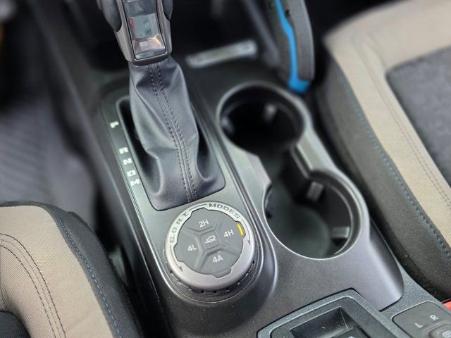 Used 2022 Ford Bronco Wildtrak image 32