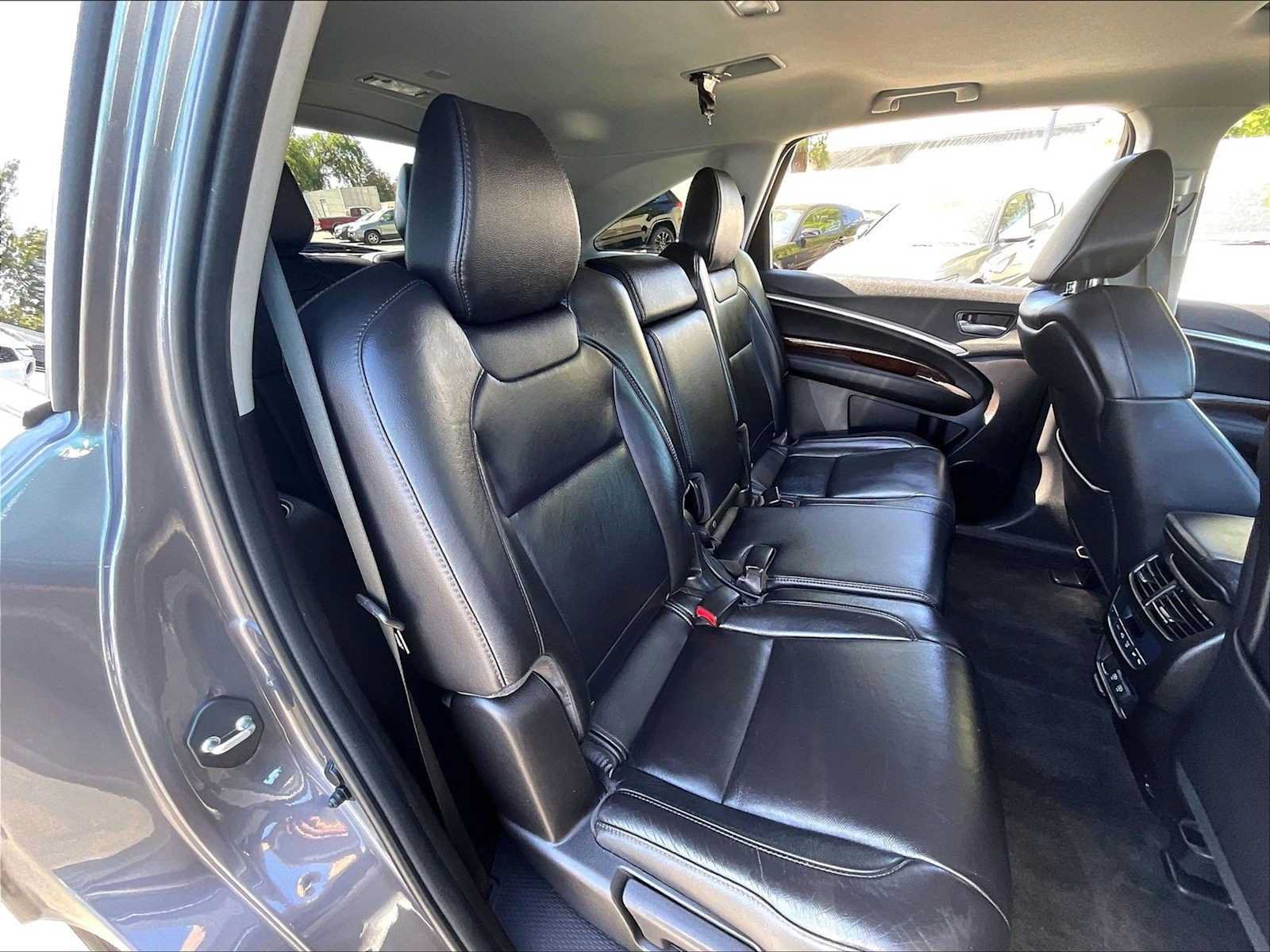 Used 2018 Acura MDX SH-AWD image 29