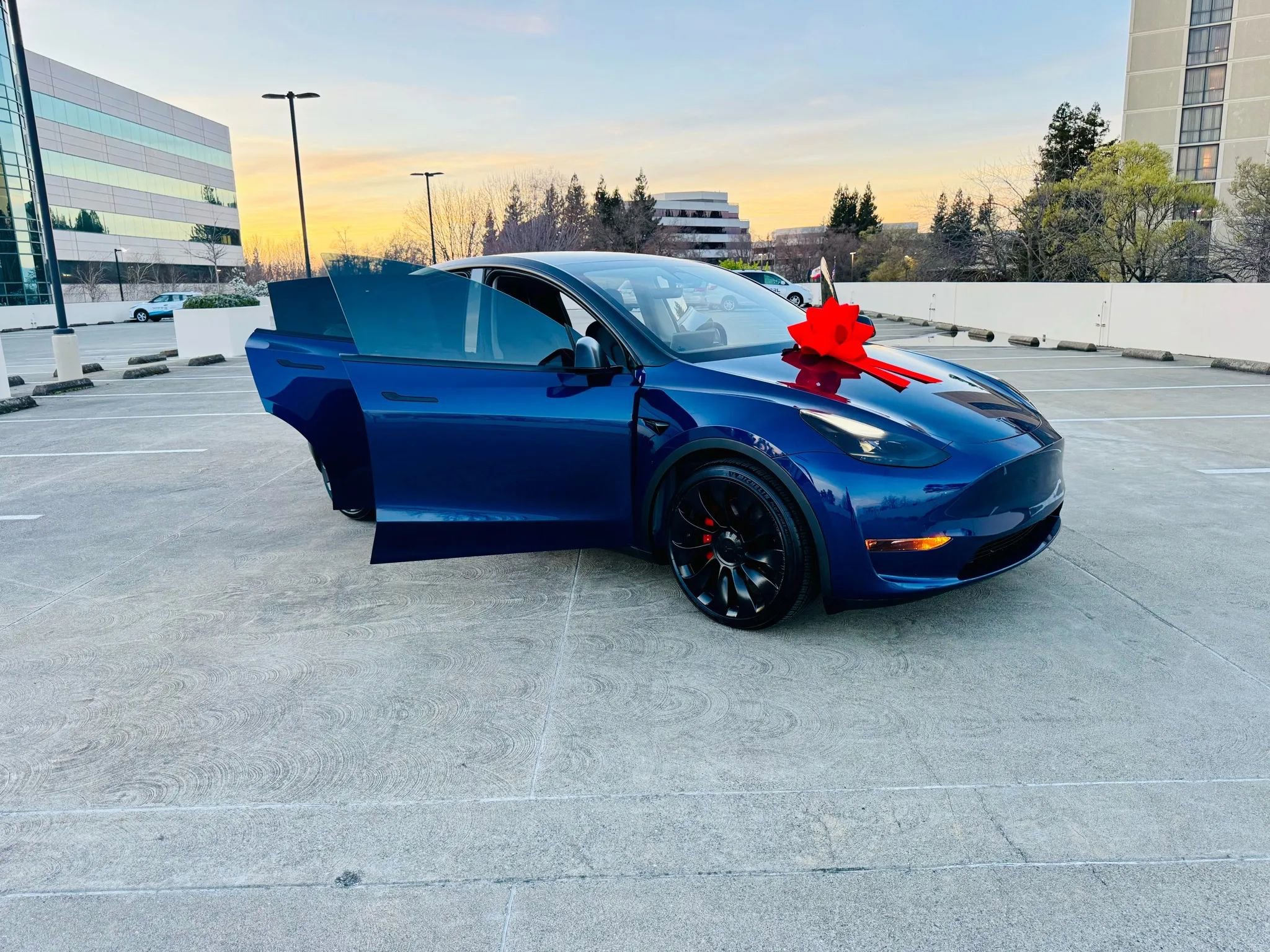 Used 2023 Tesla Model Y Performance image 28