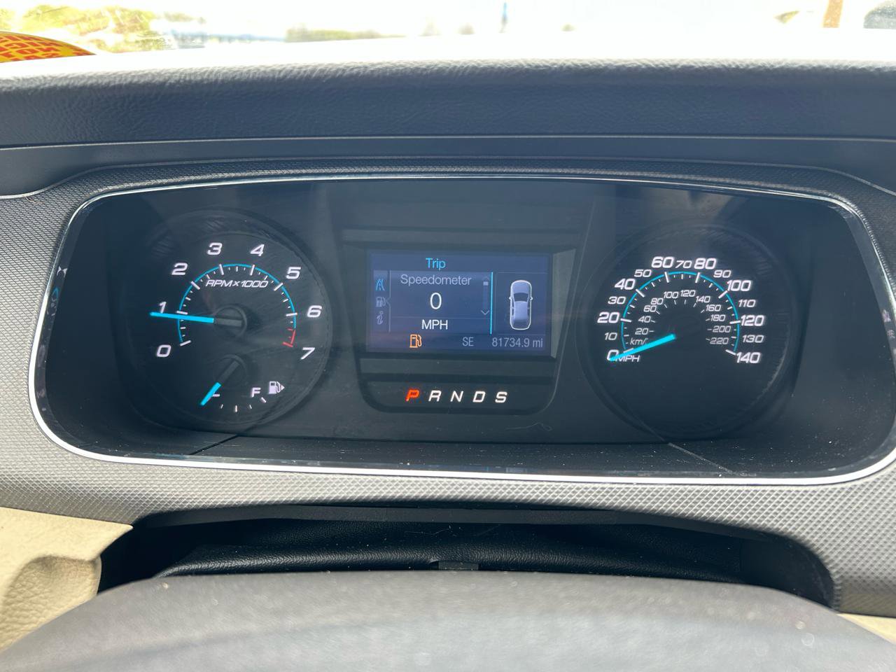 Used 2017 Ford Taurus SE FWD image 21