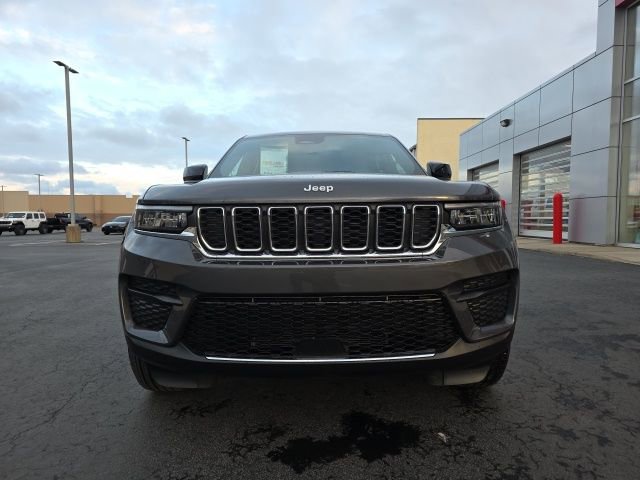 Used 2025 Jeep Grand Cherokee Laredo X AWD/4WD video 2