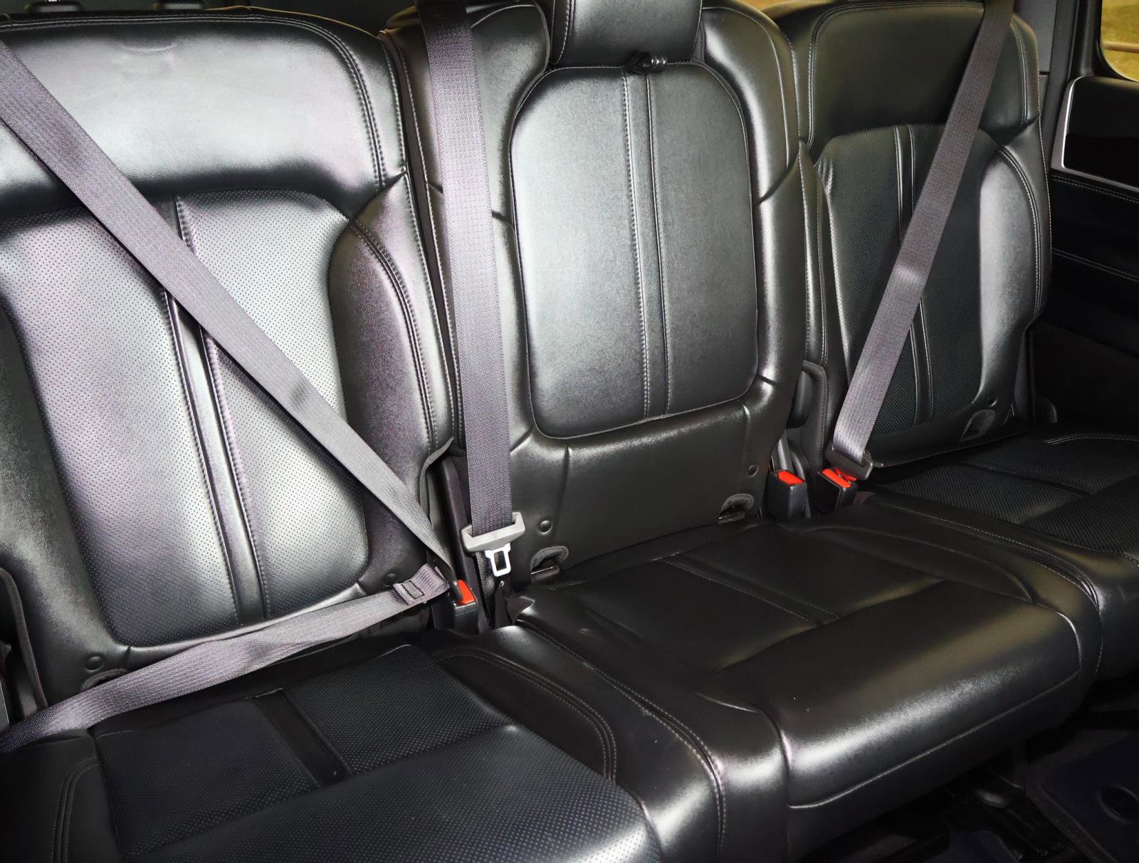 Used 2022 Jeep Wagoneer Series I w/ Premium Group I AWD/4WD image 21