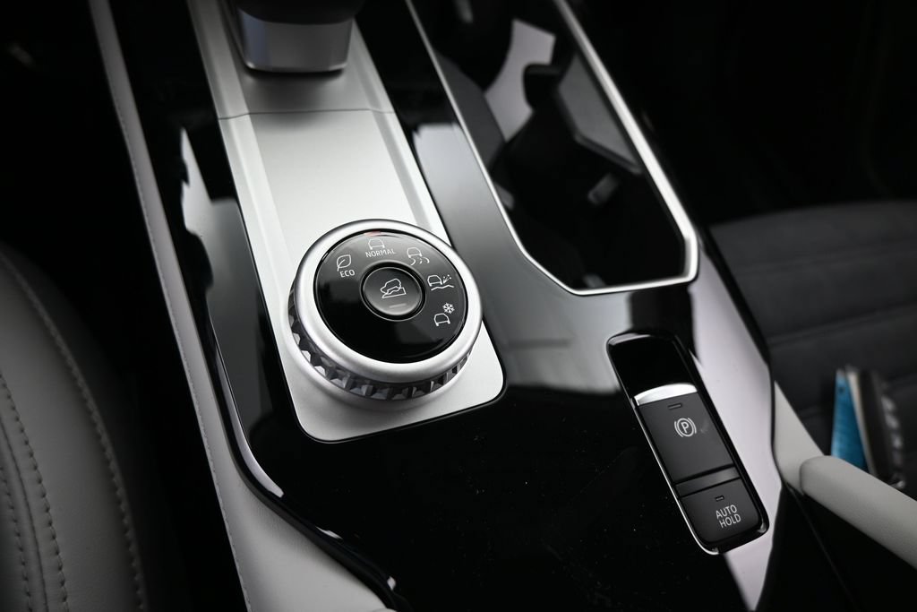 New 2026 Mitsubishi Outlander SE FWD image 34