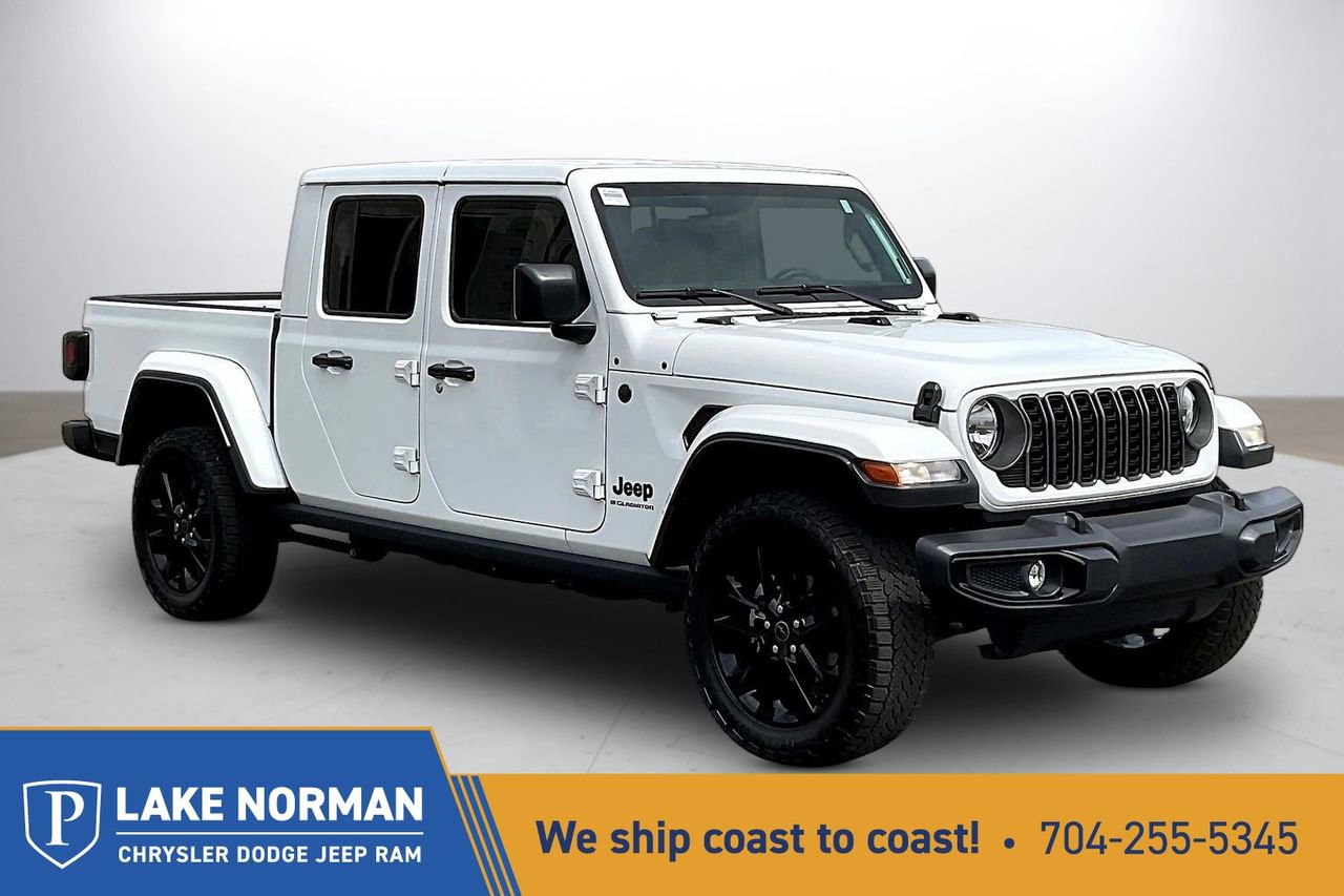 Certified 2025 Jeep Gladiator Sport image 1