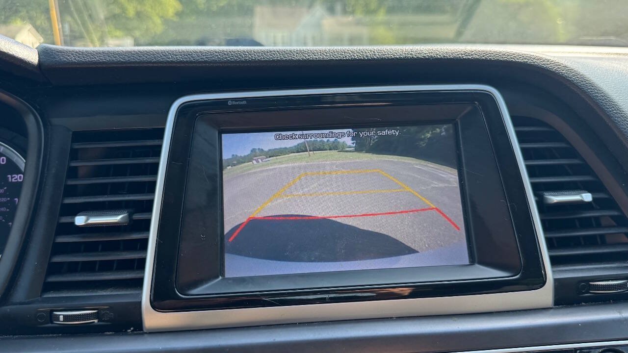 Used 2018 Hyundai Sonata SE FWD image 19