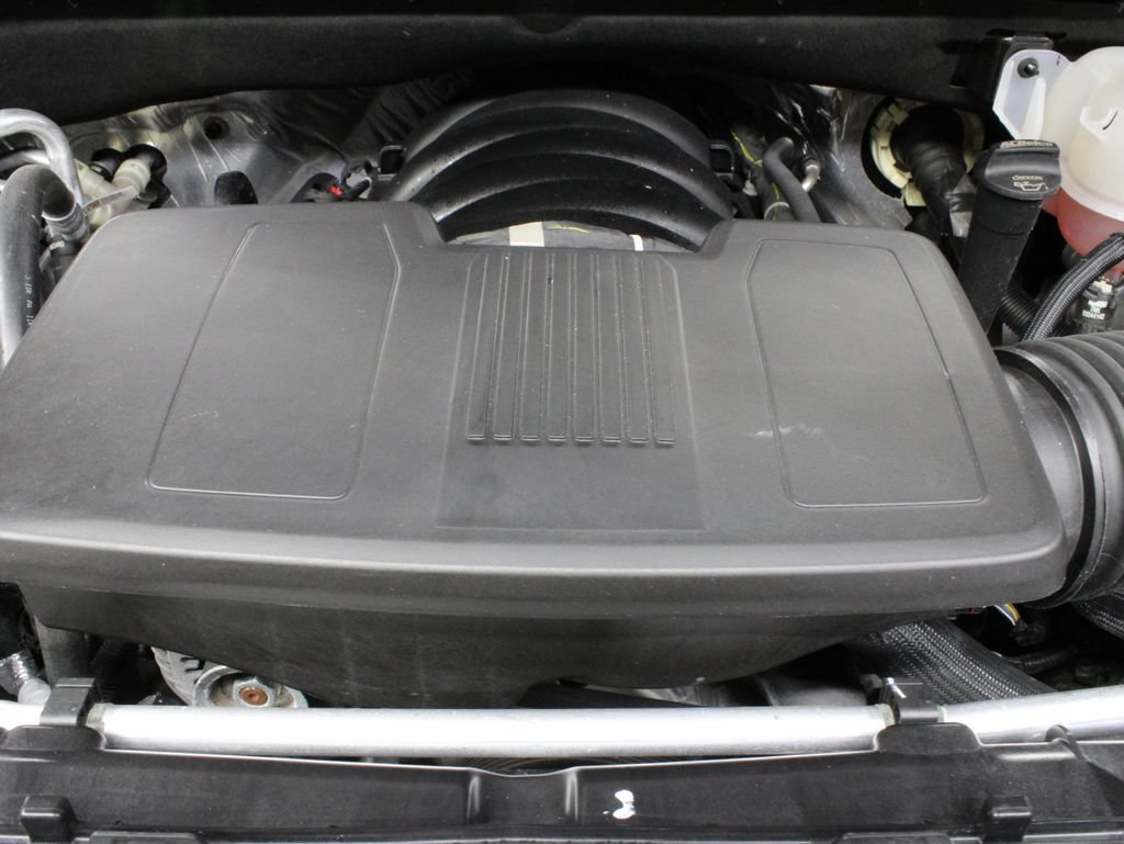 Used 2025 Chevrolet Tahoe High Country AWD/4WD image 42