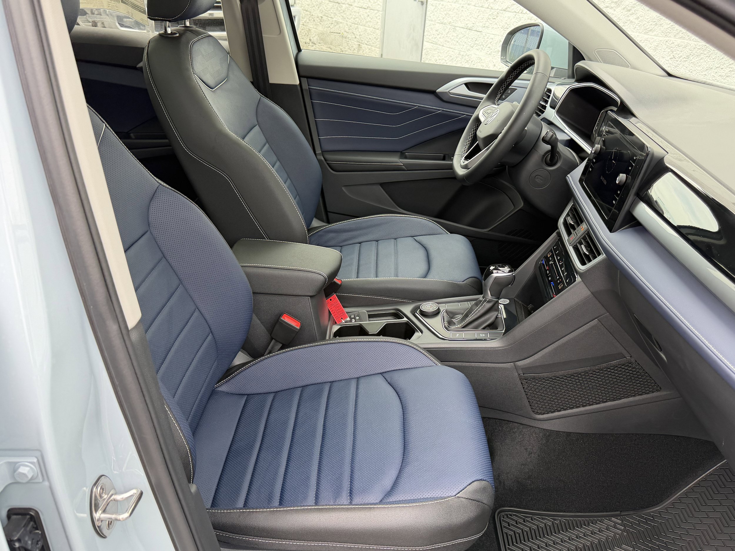 New 2026 Volkswagen Taos SEL AWD/4WD image 36