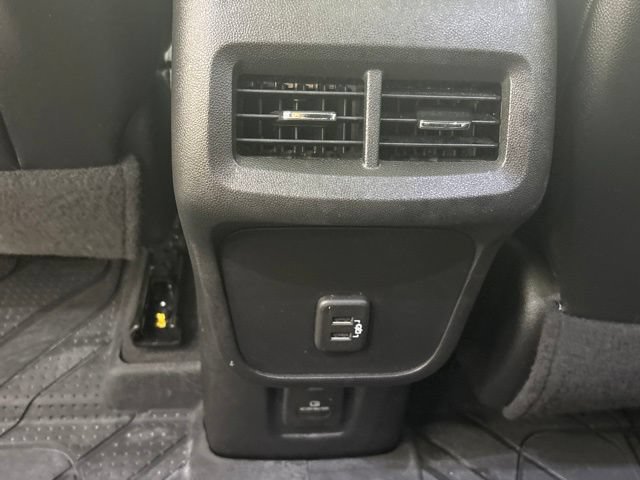 Used 2024 Chevrolet Equinox RS AWD/4WD image 22