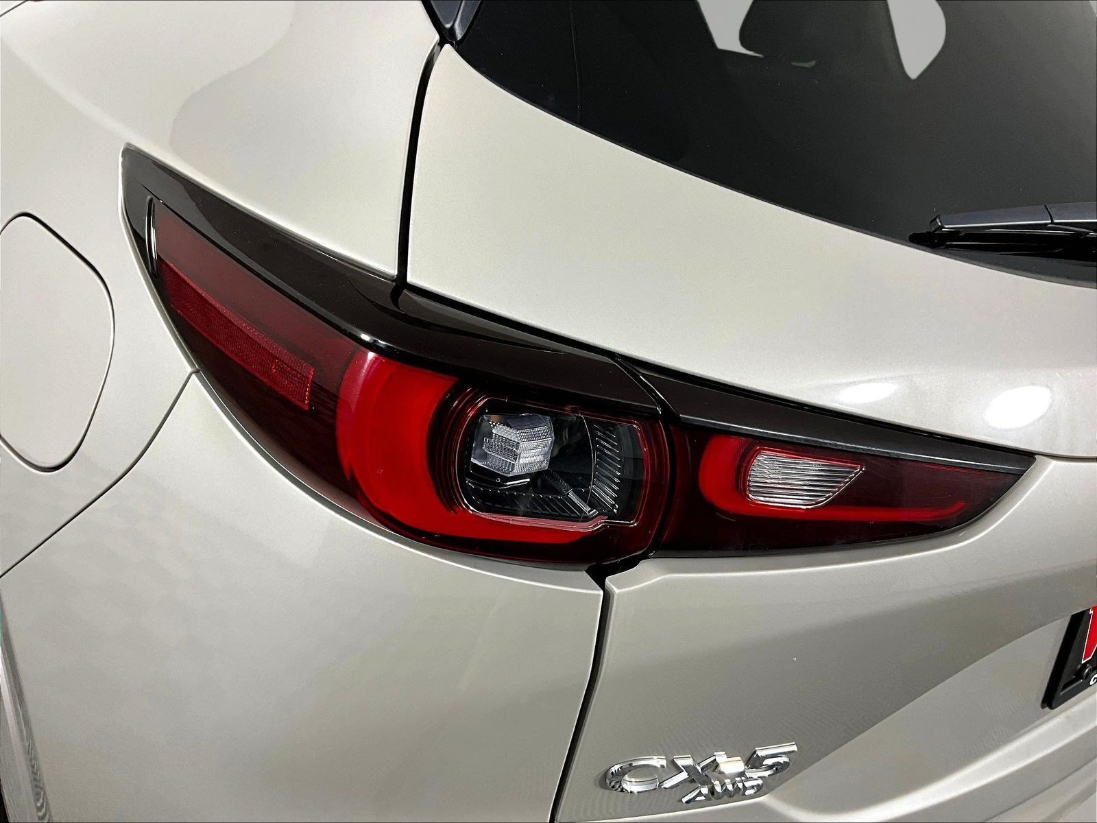 Used 2025 MAZDA CX-5 AWD 2.5 S w/ Preferred Package image 23