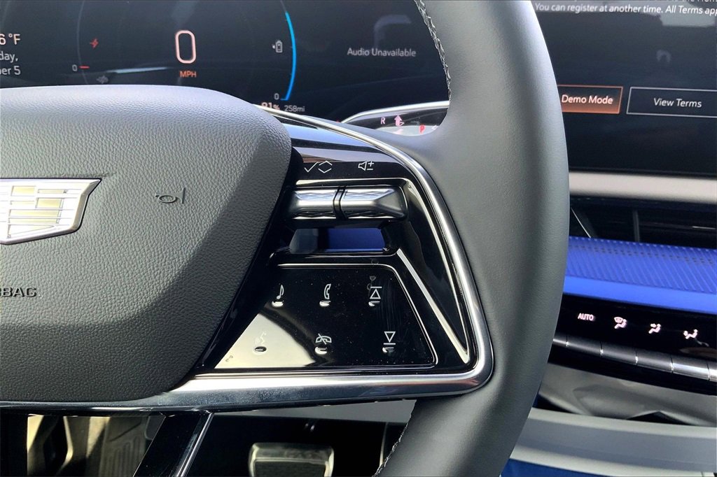 New 2026 Cadillac Optiq Sport 1 image 25