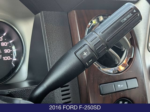 Used 2016 Ford F250 Lariat w/ Lariat Ultimate Package AWD/4WD image 17