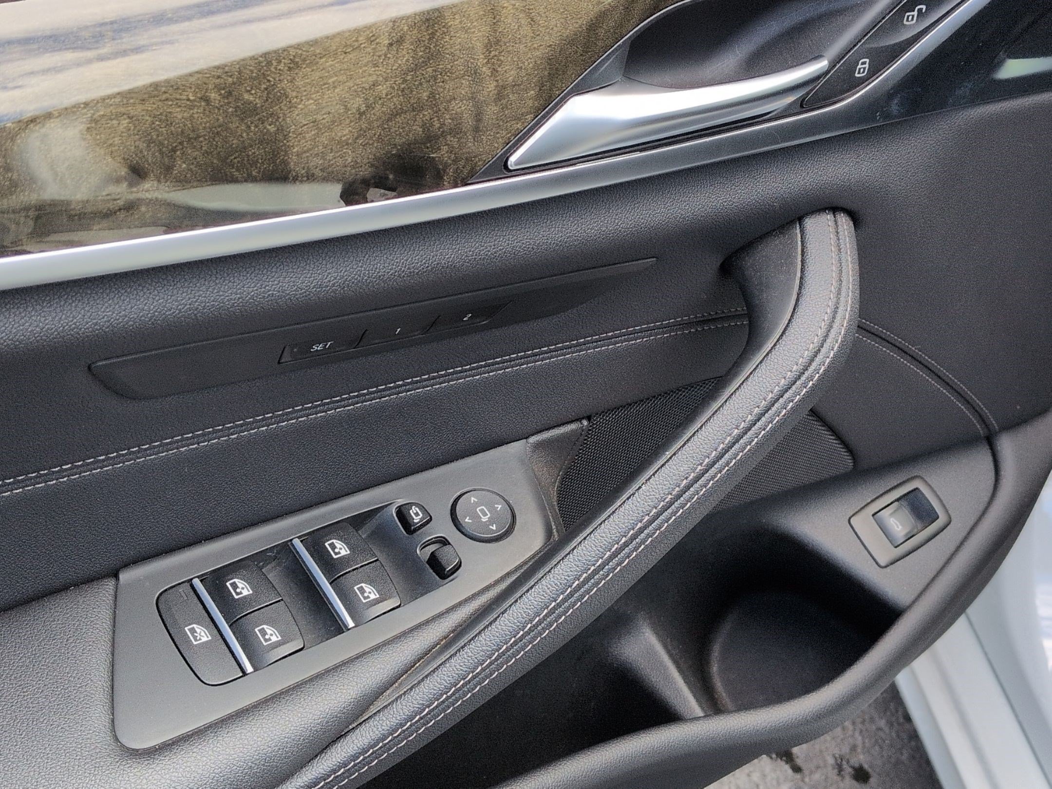 Used 2022 BMW 530i xDrive AWD/4WD image 15