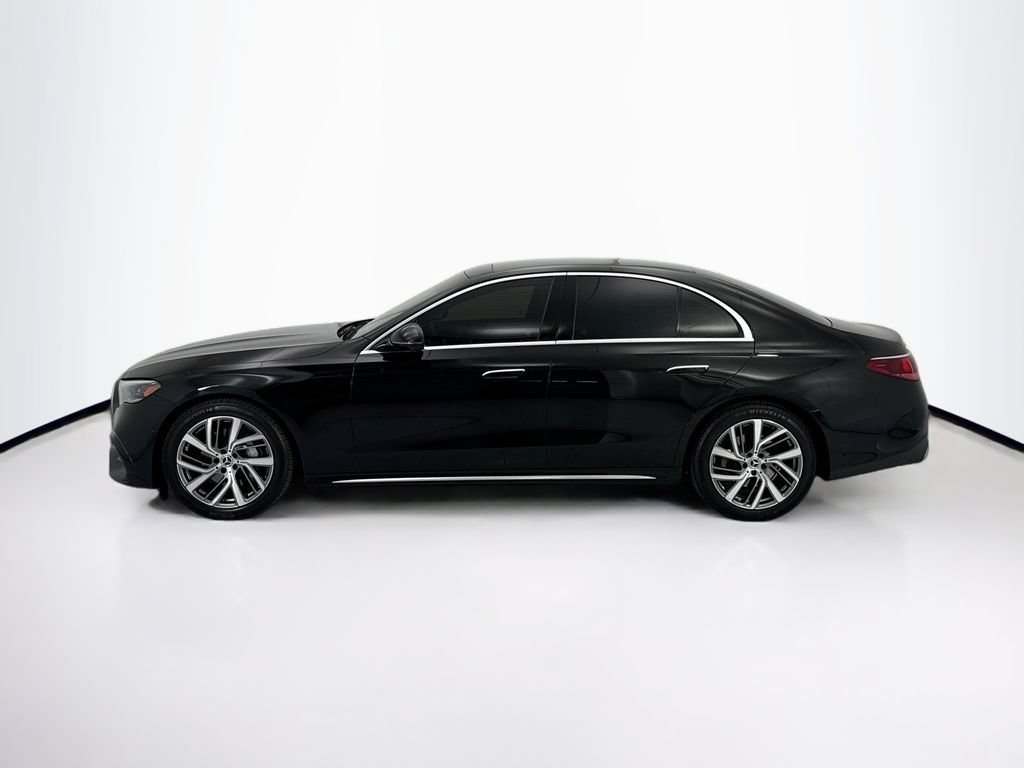 Used 2024 Mercedes-Benz E 350 4MATIC Sedan image 8