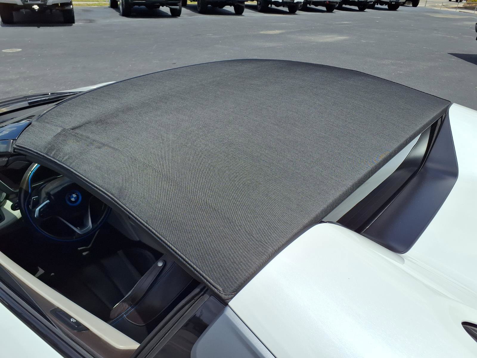 Used 2019 BMW i8 Roadster AWD/4WD image 18