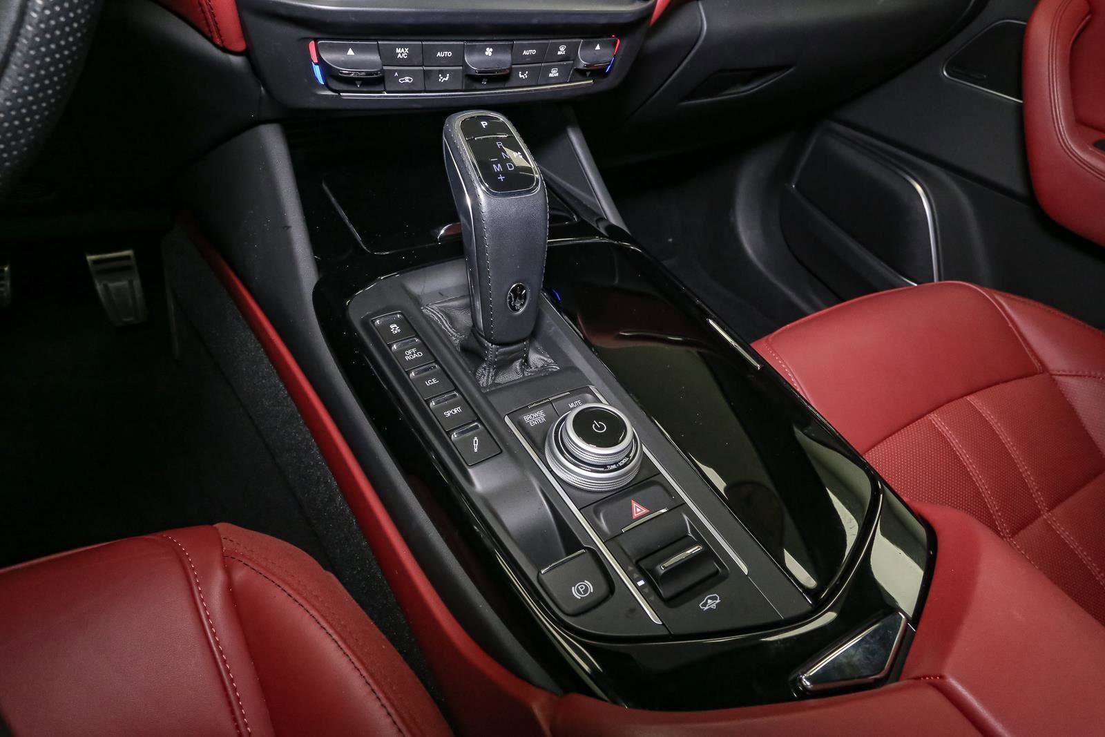 Used 2022 Maserati Levante GT image 38