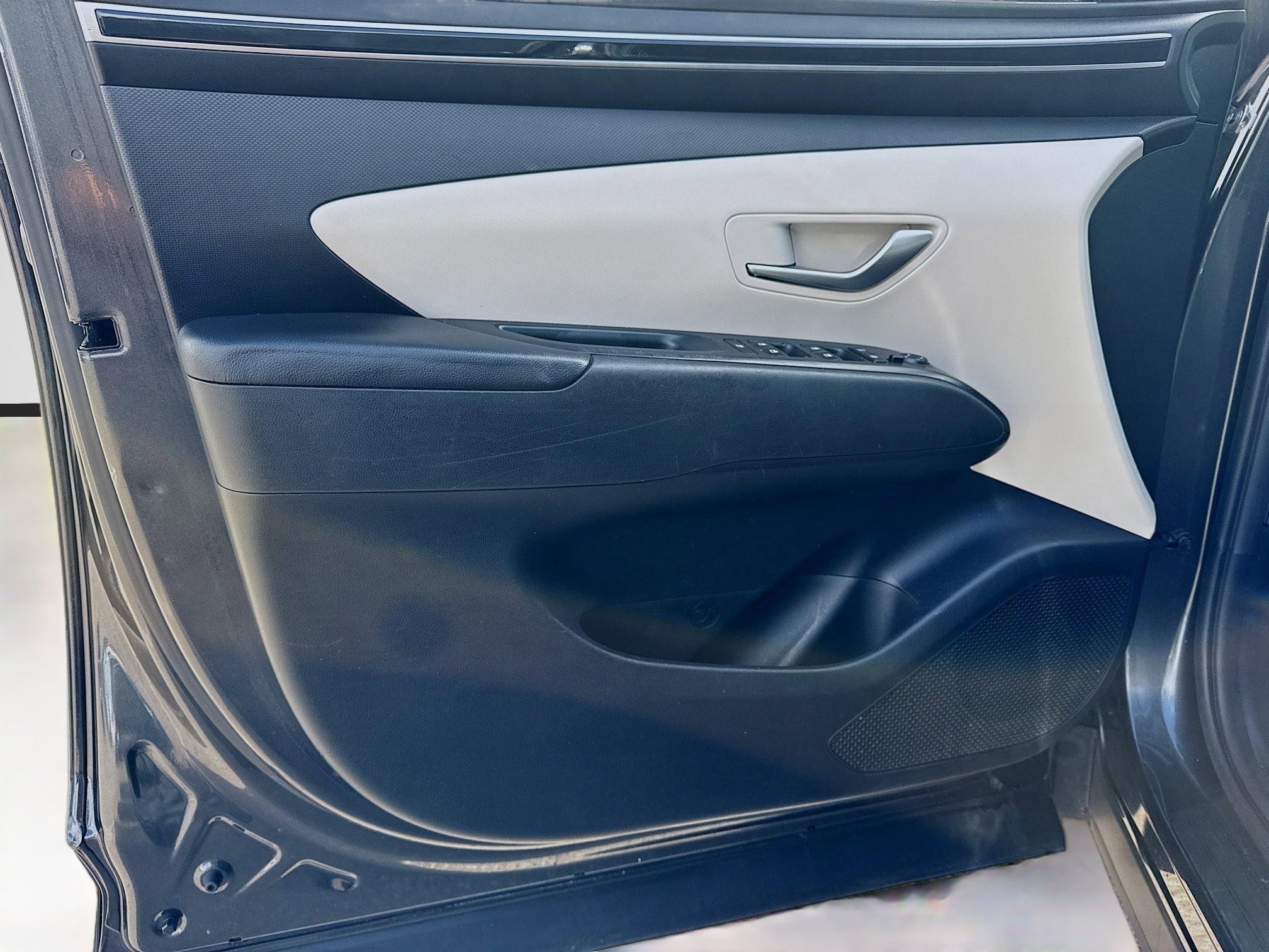 Used 2022 Hyundai Tucson SE image 19