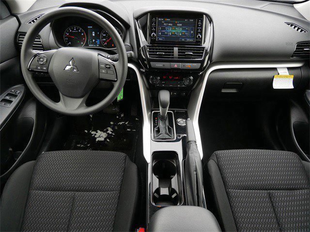 Used 2025 Mitsubishi Eclipse Cross ES image 11