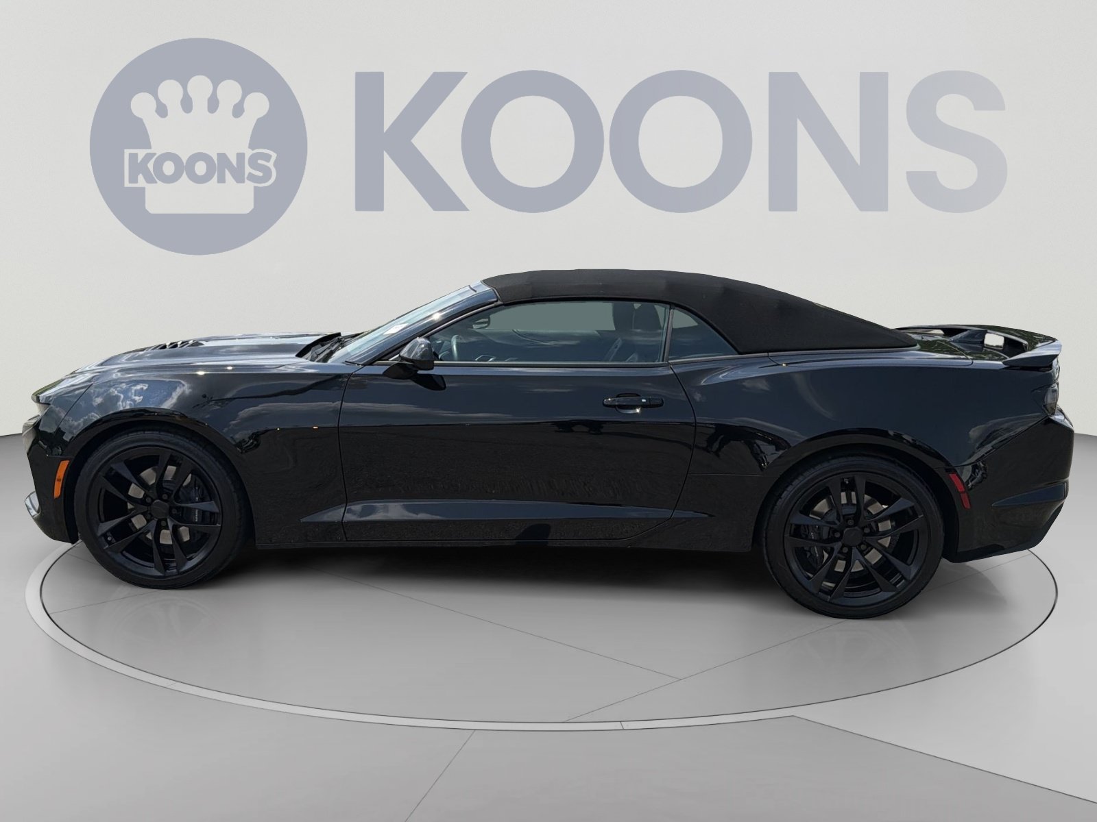 Used 2024 Chevrolet Camaro SS RWD image 2