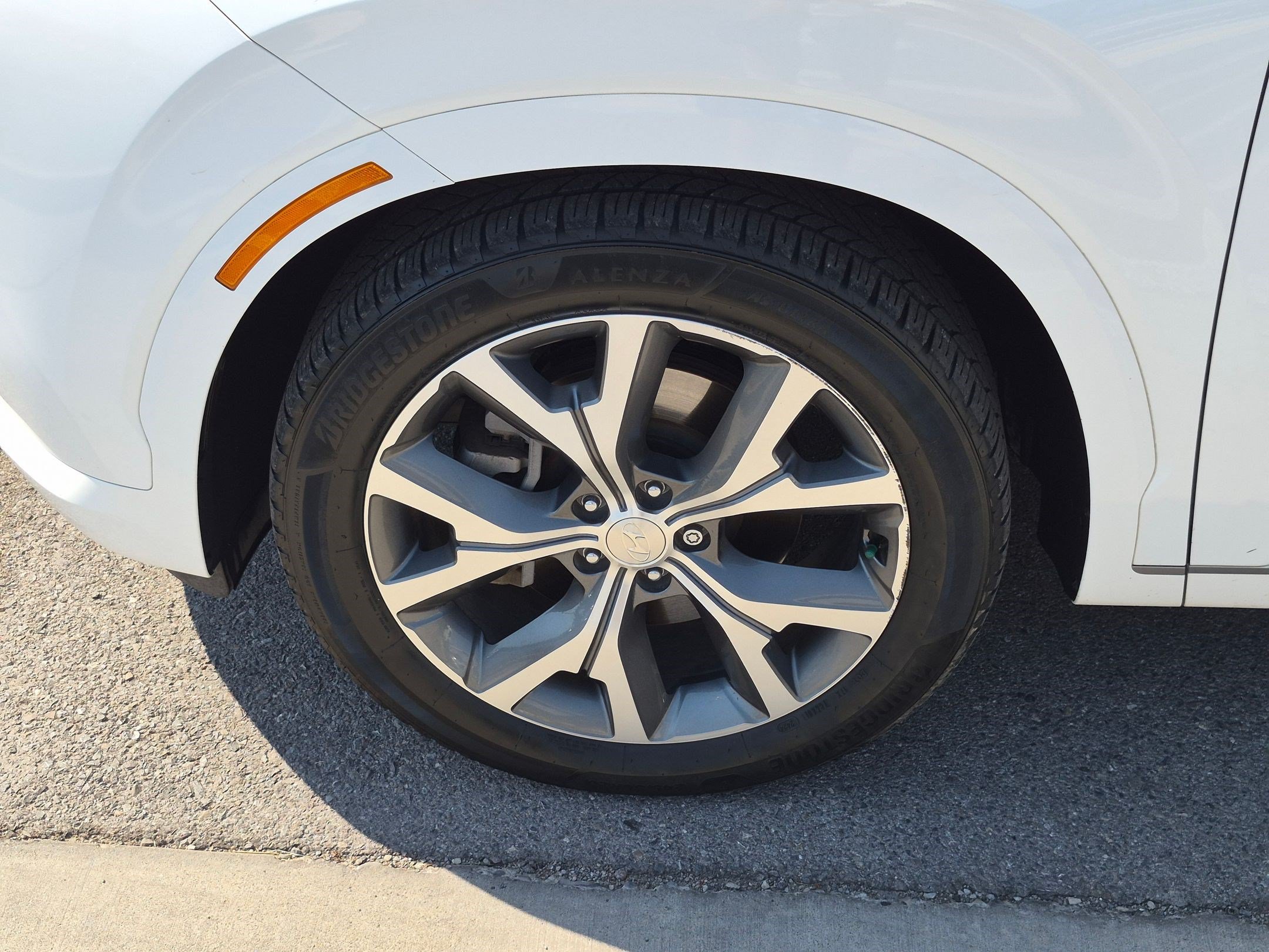 Used 2022 Hyundai Palisade Limited AWD/4WD image 13