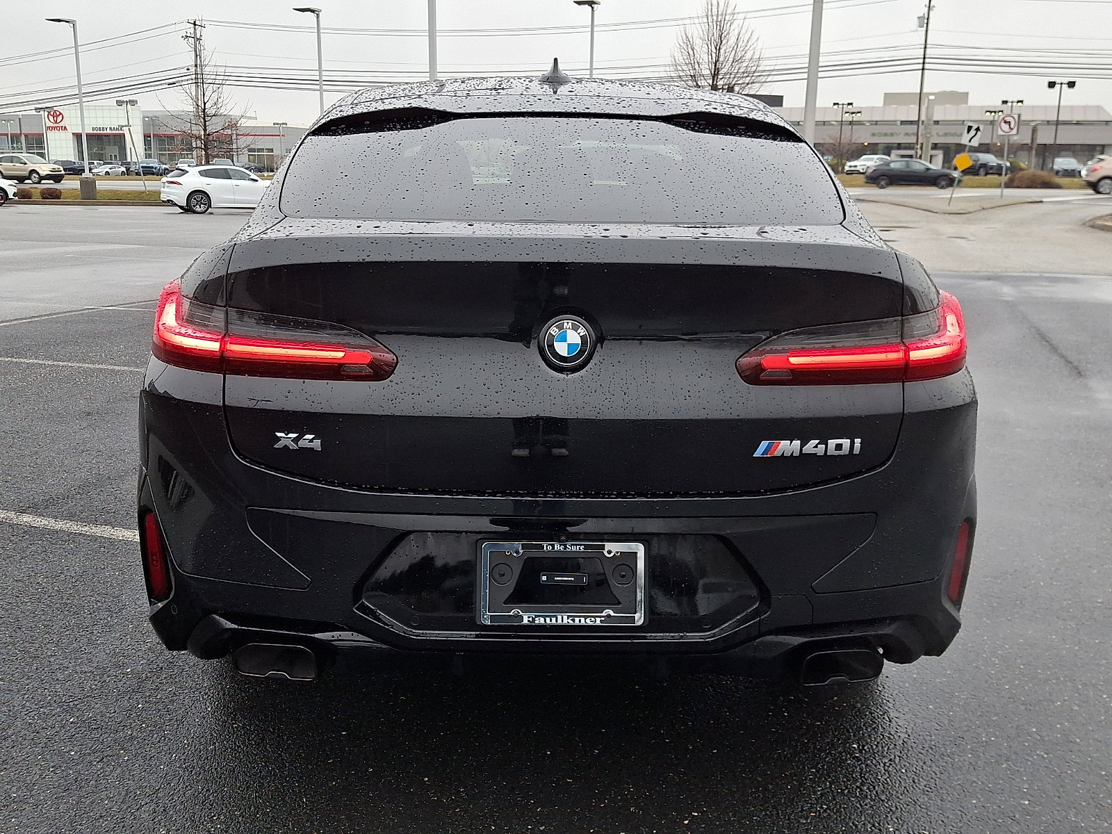 Used 2024 BMW X4 M40i w/ Premium Package image 5