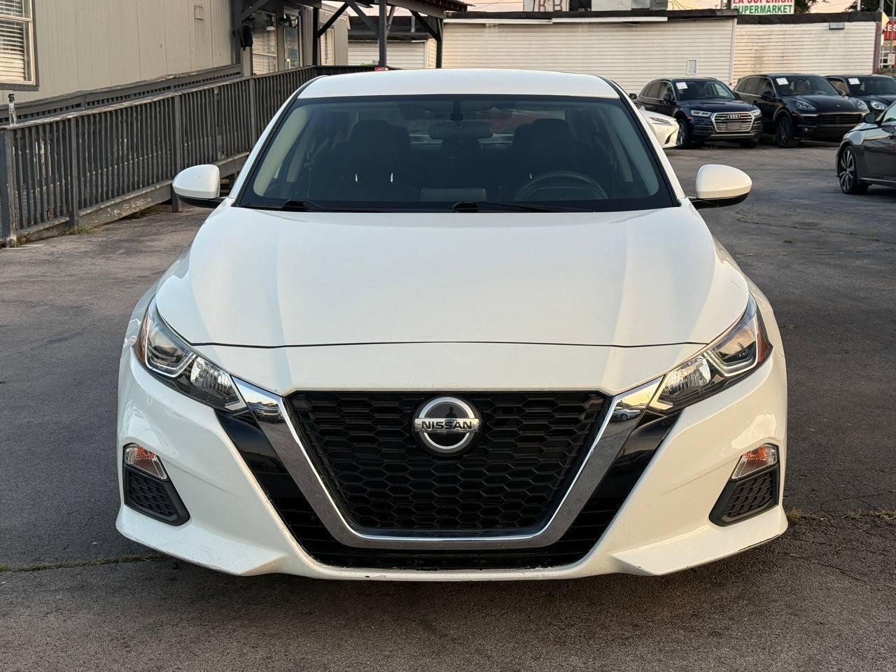 Used 2019 Nissan Altima 2.5 S FWD image 5