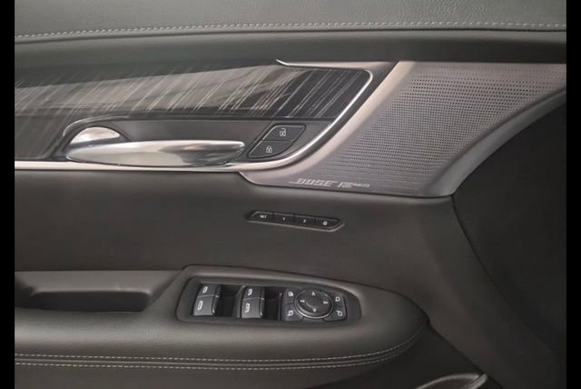 Certified 2025 Cadillac XT6 Premium Luxury image 17