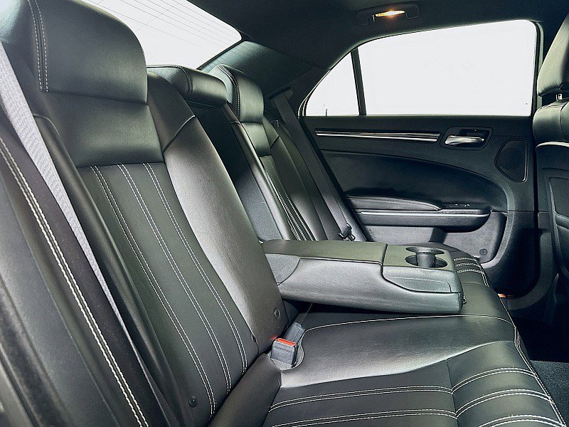 Used 2022 Chrysler 300 S image 26