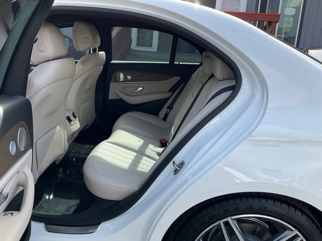 Used 2019 Mercedes-Benz E 300 w/ Premium 1 Package image 7