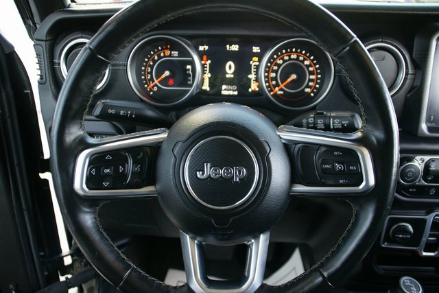 Used 2018 Jeep Wrangler Unlimited Sahara image 17