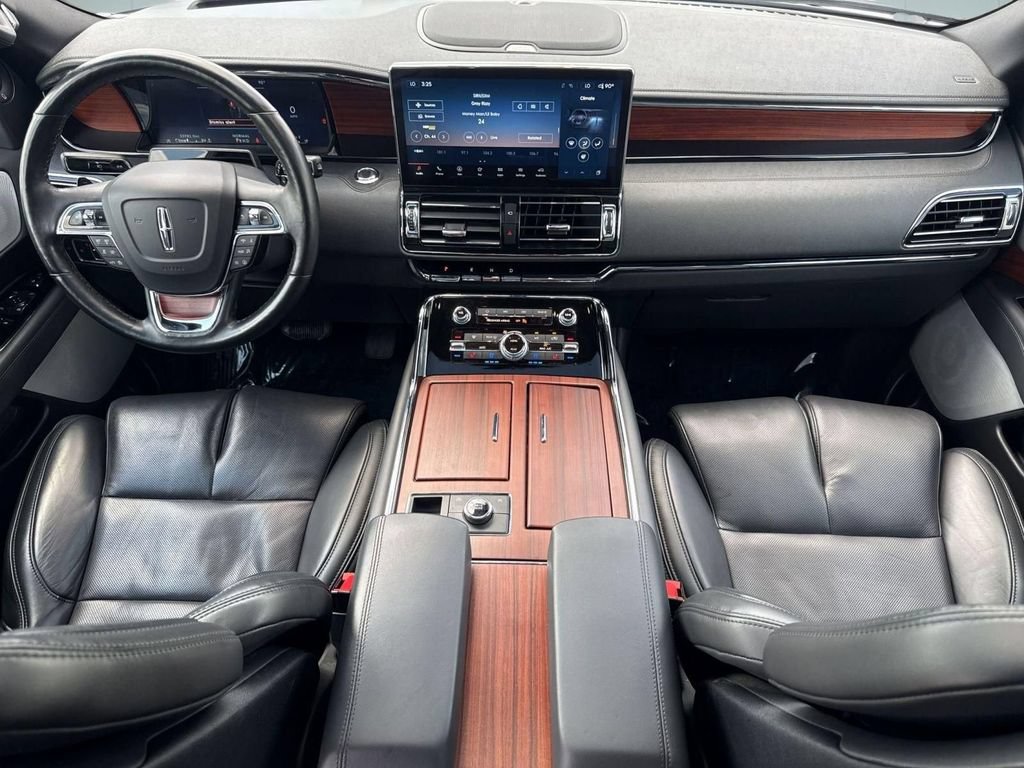 Certified 2023 Lincoln Navigator Reserve AWD/4WD image 29