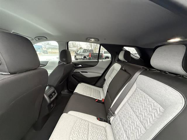 Used 2023 Chevrolet Equinox LT image 28