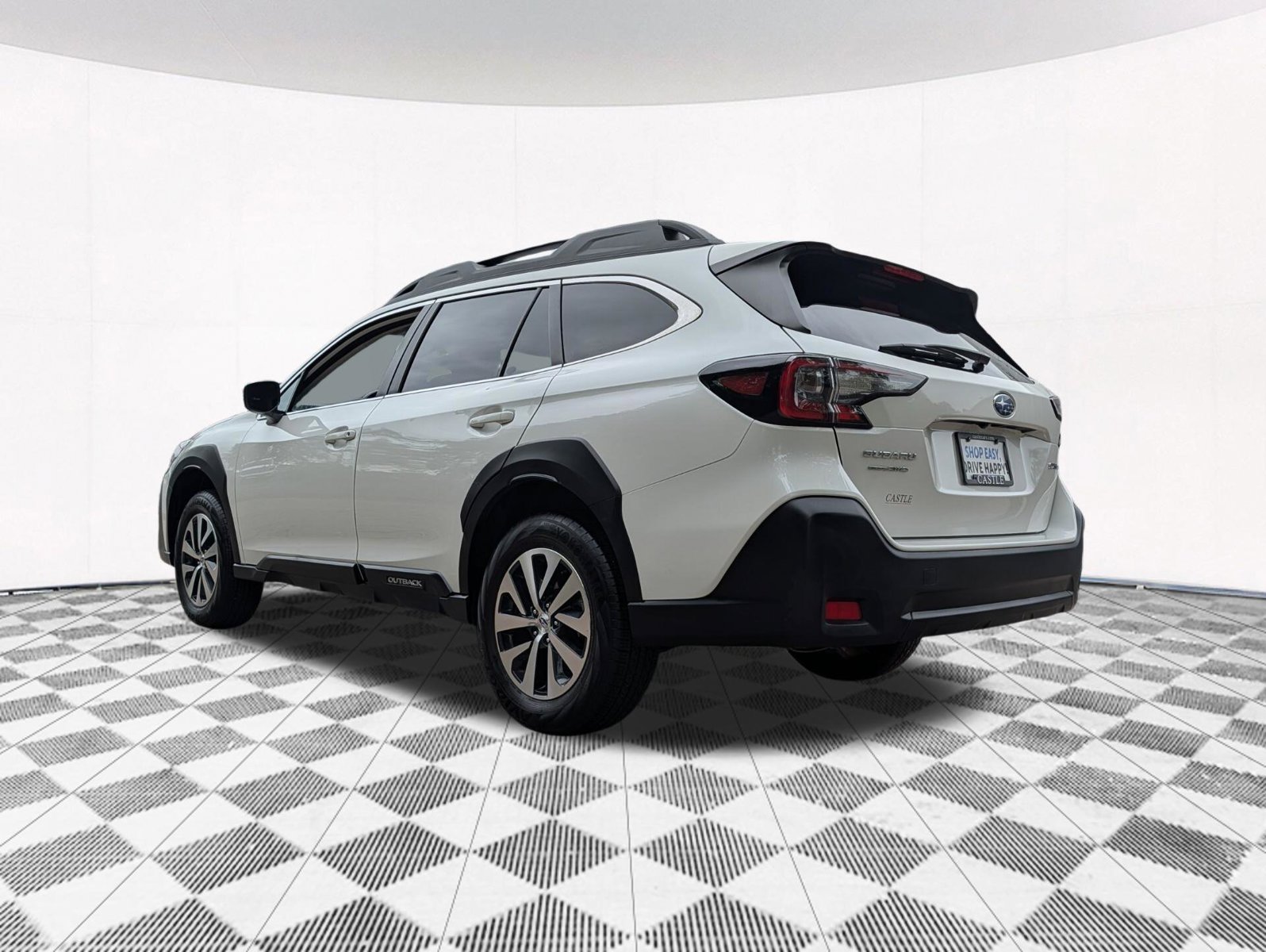 Used 2024 Subaru Outback Premium AWD/4WD image 11