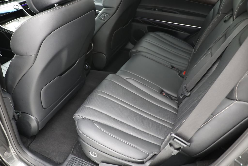 Used 2024 Genesis GV80 2.5T AWD/4WD image 10