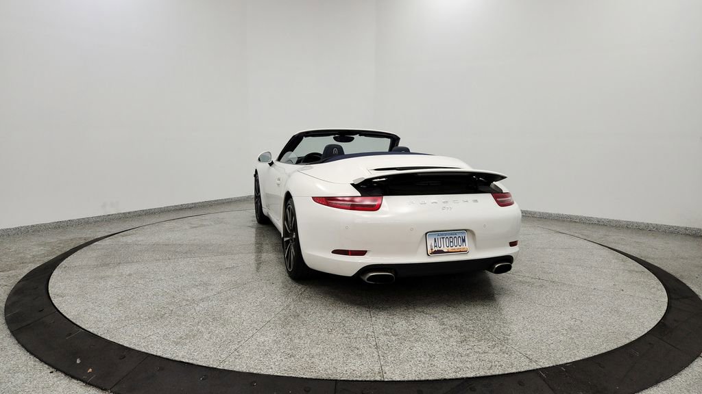 Used 2012 Porsche 911 Carrera RWD image 4
