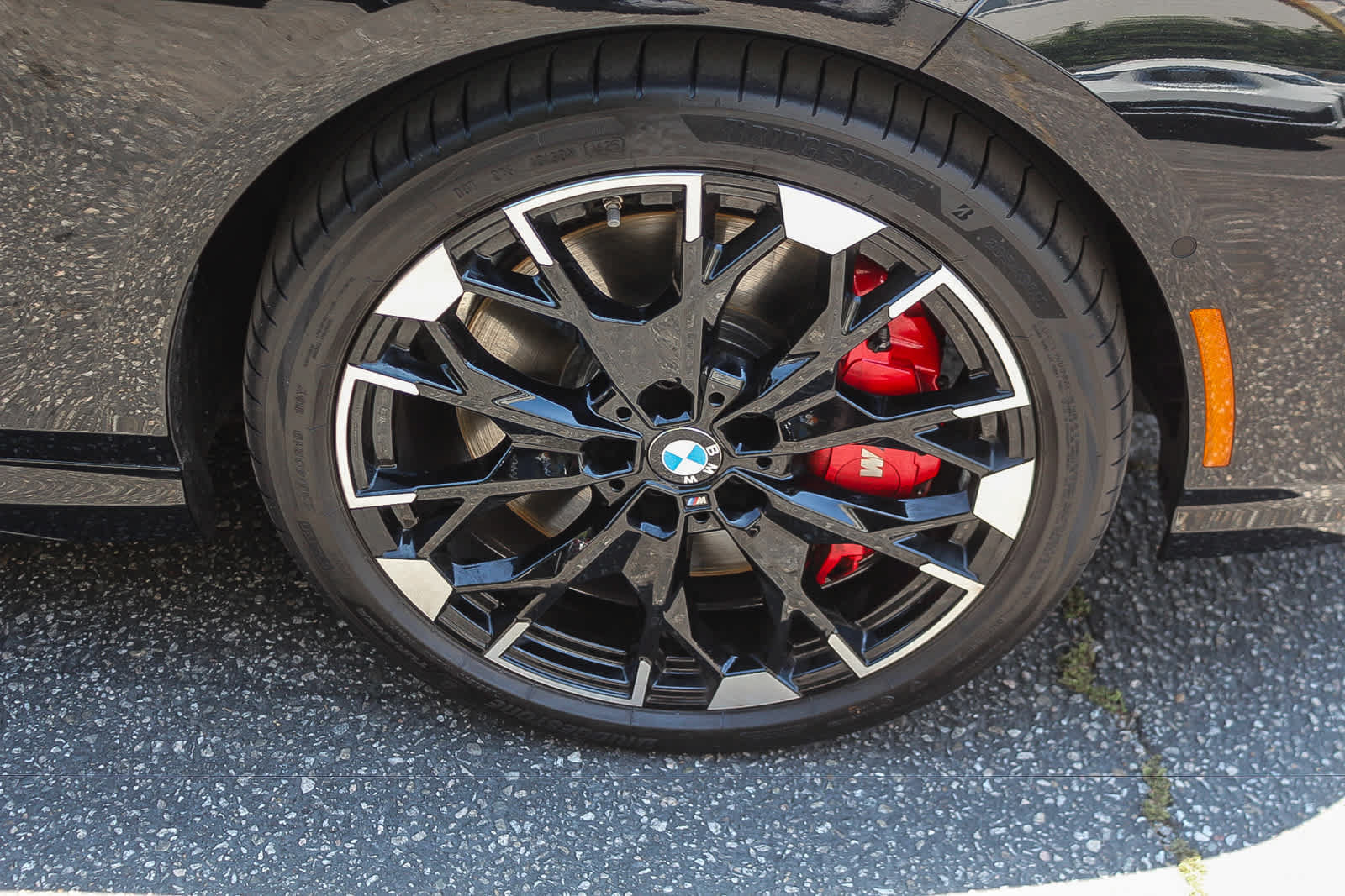 Used 2025 BMW M235i xDrive w/ Premium Package AWD/4WD image 9