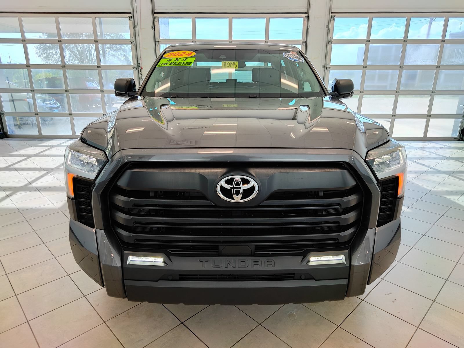 Used 2024 Toyota Tundra SR5 w/ SR5 Convenience Package AWD/4WD image 8