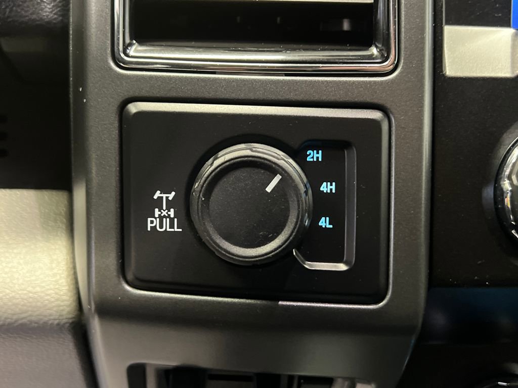 Used 2021 Ford F250 XLT w/ XLT Premium Package AWD/4WD image 33