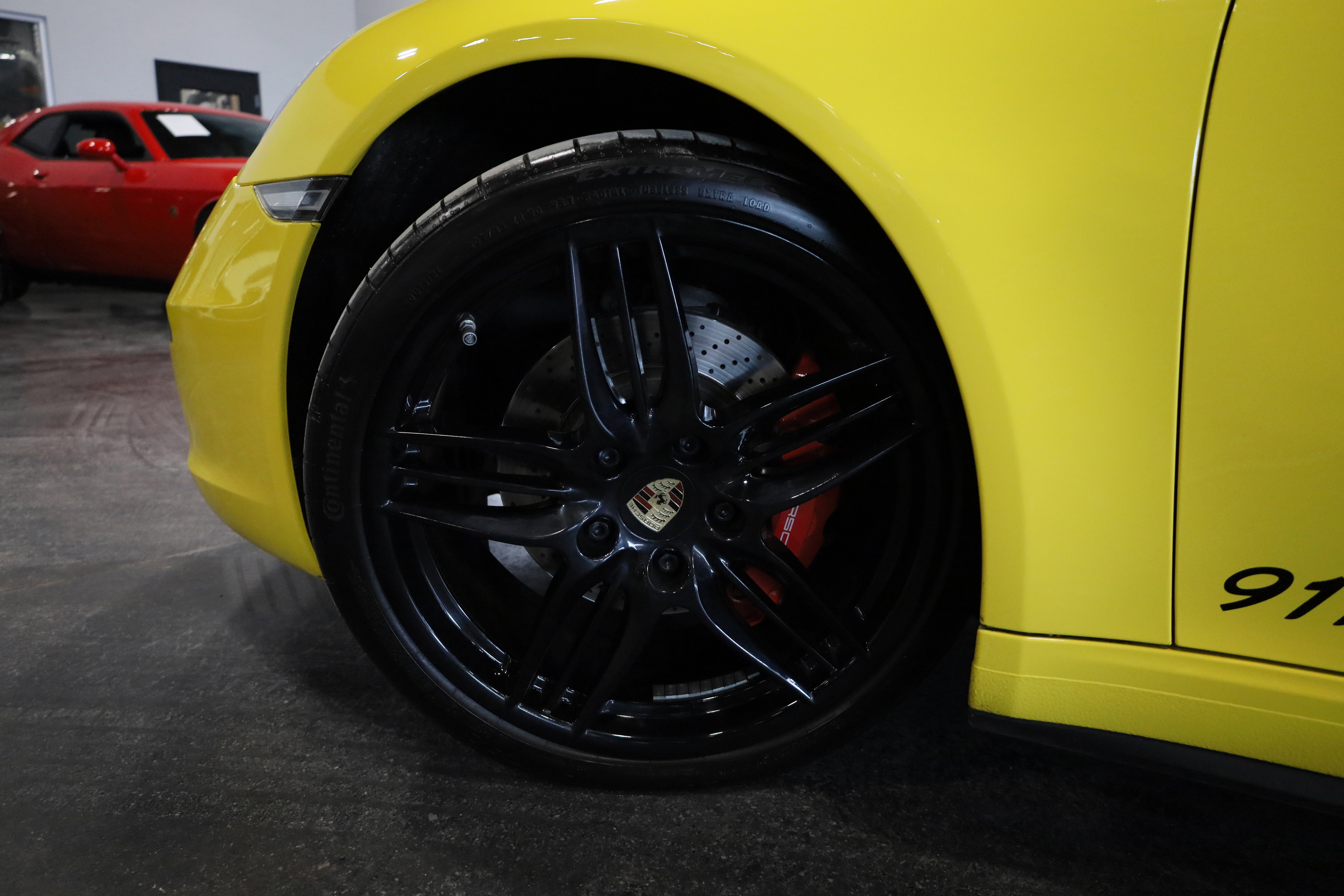 Used 2013 Porsche 911 Carrera 4S image 12