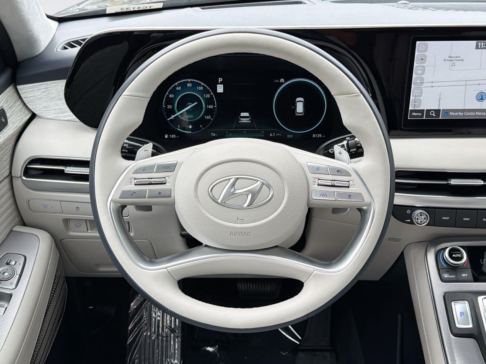 Used 2025 Hyundai Palisade Calligraphy FWD image 8